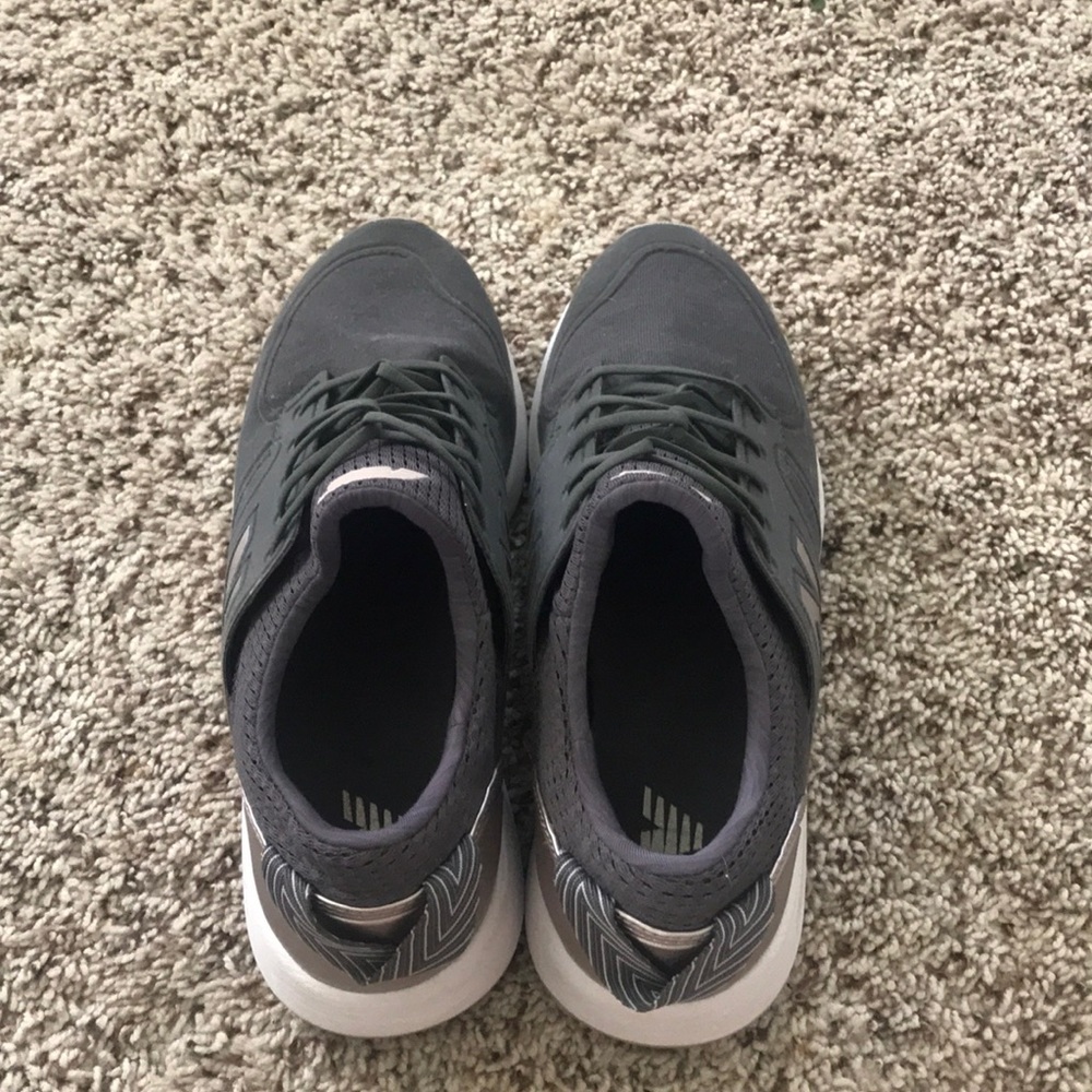 GENTLY USED SNEAKERS